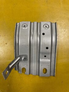 WSPORNIK MOCOWANIE BLACHA UCHWYT FORD KUGA MK2