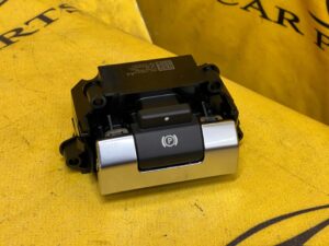 PRZEŁĄCZNIK PRZYCISK HAMULCA RĘCZNEGO LR RANGE ROVER EVOQUE II L551