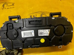 LICZNIK ZEGARY DACIA DUSTER II EU