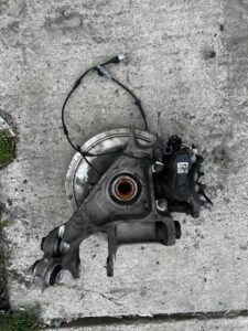 ZWROTNICA PIASTA TARCZA ZACISK TYŁ PRAWY LAND ROVER DISCOVERY V L462 2.0 D