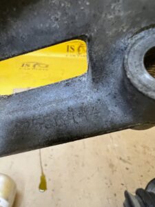 ŁAPA MOCOWANIE KOMPRESORA KLIMATYZACJI CHEVROLET CORVETTE C5 97-04