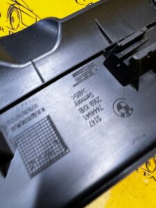 LISTWA PROGOWA OSŁONA LEWY TYŁ BMW F40