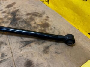 NOWY WAHACZ TYLNY TYŁ LEWY PRAWY INFINITI Q50