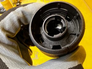 GAŁKA WYBIERAKA SKRZYNI BIEGÓW 5 BIEGÓW BIEGOWA DACIA SANDERO III