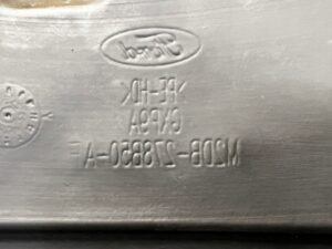 NADKOLE KOMPLETNE TYŁ PRAWY FORD BRONCO 21-