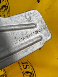 UCHWYT WSPORNIK MOCOWANIE CZUJNIKA NISSAN RENAULT MEGANE IV 1.5 DCI