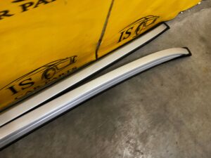 KOMPLET LISTWY RELINGI DACHOWE FORD KUGA MK3 LIFT
