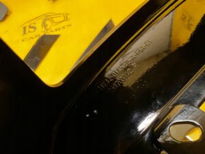 DEKOR DESKI RAMKA KRATKI NAWIEWU PRZÓD PRAWY LAND ROVER DISCOVERY 5 V L462