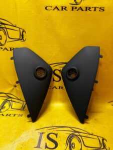 OSŁONA BOCZEK DESKI KONSOLI PRAWA AUDI A8 D5 4N