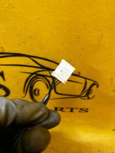 KLAMRA ZAPINKA PASÓW TYŁ TYLNA PODWÓJNA PEUGEOT 508 I LIFT SW KOMBI