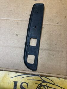 KOMPLET USZCZELKA RELINGU DACHOWEGO LEWA PRAWA NISSAN X-TRAIL III T32