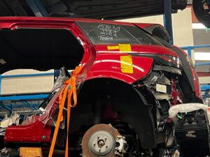 ĆWIARTKA TYŁ TYLNA PRAWA LEWA BŁOTNIK POSZYCIE RANGE ROVER EVOQUE II L551