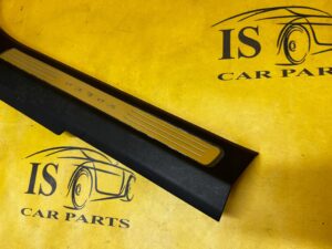 PLASTIK OSŁONA LISTWA PROGU SŁUPKA A PRZÓD PRAWY LED VOLVO XC90 II