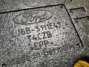 STYROPIAN PIANKA WYPEŁNIENIE PODŁOGI TYŁ LEWY FORD KUGA MK3