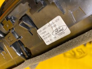 ŚRODKOWA KRATKA NAWIEWU FORD C-MAX MK2 GRAND LIFT