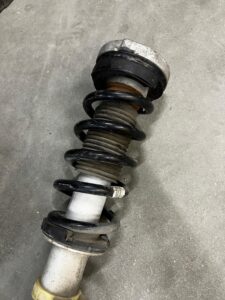 AMORTYZATOR EDC ZAWIESZENIE PRZÓD LEWY BMW M5 F90 4.4 V8