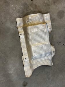 BLACHA OSŁONA TERMICZNA DACIA DUSTER II 2