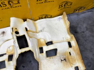 WYKŁADZINA WYGŁUSZENIE DYWAN MATA PODŁOGI PEUGEOT 308 T9 HB EU