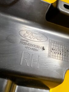 WSPORNIK MOCOWANIE KURTYNY PRAWE PRAWY FORD MUSTANG VI