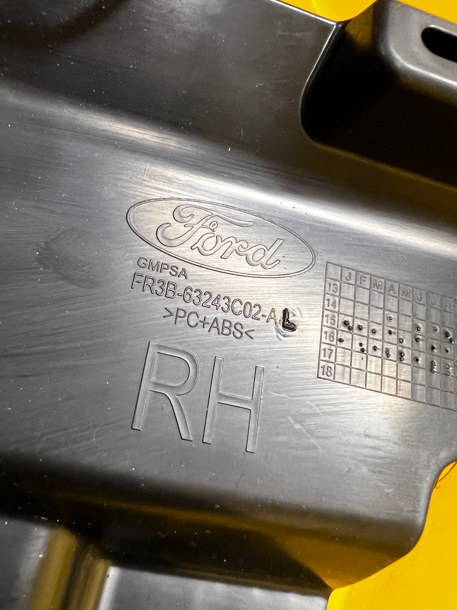 WSPORNIK MOCOWANIE KURTYNY PRAWE PRAWY FORD MUSTANG VI