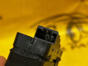 PRZEŁĄCZNIK PAMIĘCI FOTELA PRAWY DISCOVERY V L550