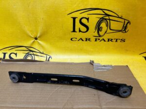 OBEJMA MOCOWANIE WSPORNIK BAKU PALIWA AUDI A8 D5