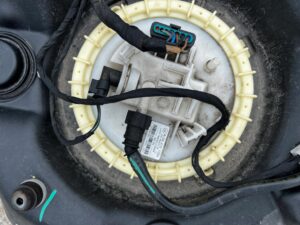 ZBIORNIK BAK POMPA WLEW PALIWA MERCEDES GLS X166 450 3.0 B V6 4MATIC 4X4