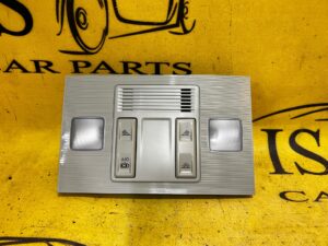 LAMPKA PODSUFITKI OŚWIETLENIE KABINY PRZÓD PRZEDNIA SKODA SCALA VW