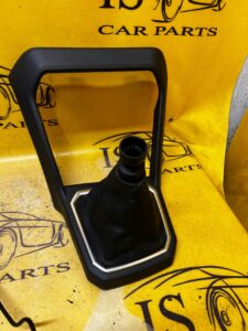 OSŁONA RAMKA RADIA DESKI KONSOLI MIESZEK WYBIERAKA DACIA SANDERO III 2021R