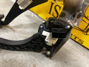 PEDAŁ POTENCJOMETR GAZU HAMULCA PEUGEOT 308 II T9 MANUAL