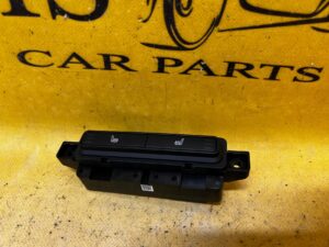 PANEL PRZEŁĄCZNIKI OGRZEWANIA KANAPY TYŁ LAND ROVER DISCOVERY SPORT L550