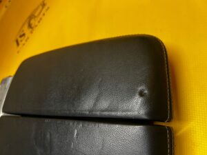 PODŁOKIETNIK TUNELU ŚRODKOWEGO SKÓRA AUDI SQ7 Q7 4M0