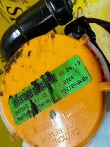 PAS BEZPIECZEŃSTWA NAPINACZ PASA PRZÓD PRAWY TOYOTA HILUX VIII 2.4D D4D