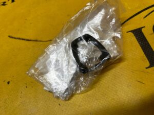 PODKŁADKA SPRYSKIWACZA REFLEKTORA REFLEKTORÓW PRAWA BMW 1 E87 NOWA OEM