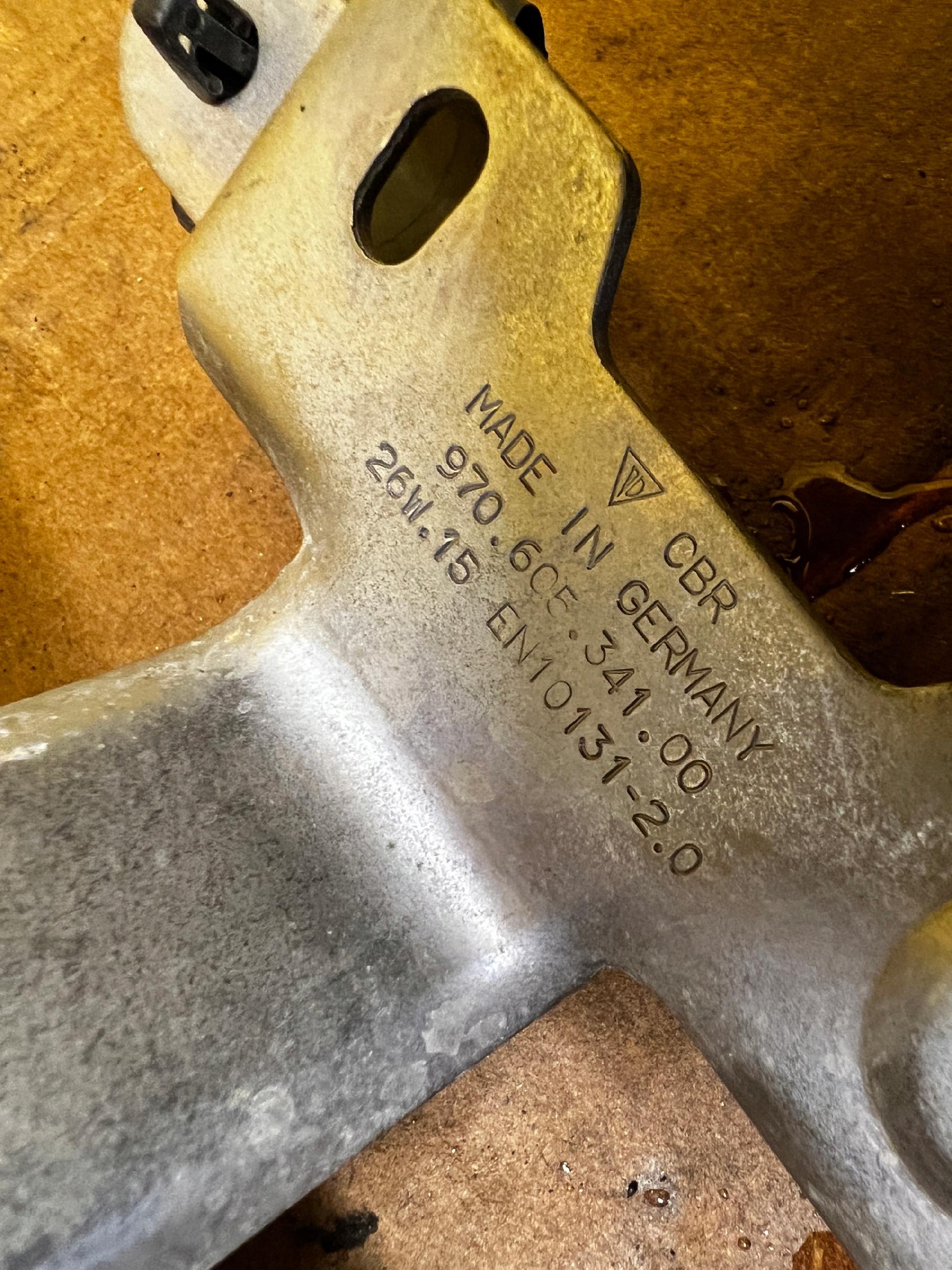 DODATKOWA POMPA PRZEWÓD WODY PORSCHE PANAMERA 970 I LIFT 3.0 S E-HYBRID