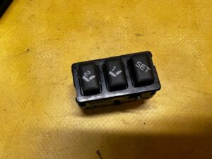 PANEL STEROWNIK PRZEŁĄCZNIK PAMIĘCI FOTELA SUBARU FORESTER VI SL 25-