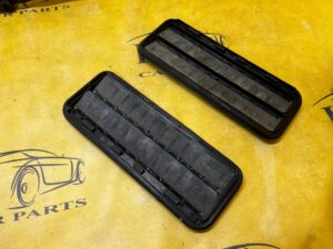 KRATKA WENTYLACYJNA DEKOMPRESYJNA TYŁ FORD RANGER MK5 V