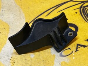 OSŁONA PLASTIK ZAŚLEPKA ALTERNATORA FORD ESCAPE MK4 1.5 EB