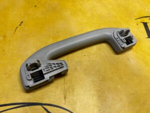 RĄCZKA UCHWYT PODSUFITKI TYŁ NISSAN X-TRAIL T32