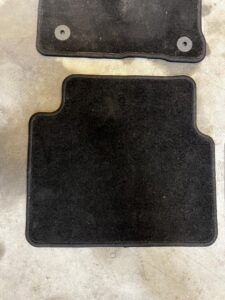 KOMPLET DYWANIKI WELUROWE FORD KUGA MK3 ESCAPE MK4