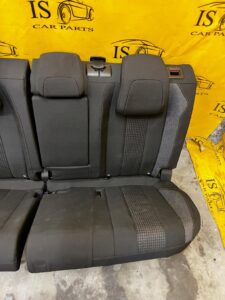 KANAPA FOTELE TYŁ TYLNE ISOFIX ZAGŁÓWKI PEUGEOT 3008 II P84