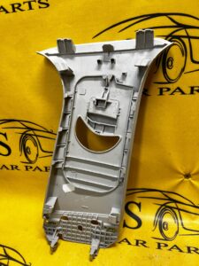 LEWA OSŁONA POSZYCIE SLUPKA B RENAULT MEGANE IV