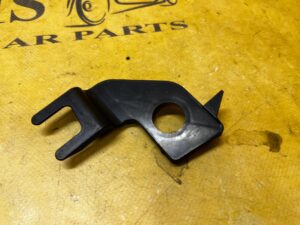 UCHWYT CZUJNIKA ABS TYŁ LEWY MERCEDES GLS X166