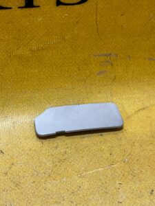 OSŁONA ZAŚLEPKA BOCZKI DRZWI PRAWA JAGUAR XJ X351