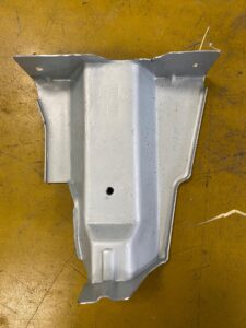 MOCOWANIE BOCZKA BAGAŻNIKA NISSAN X-TRAIL T32