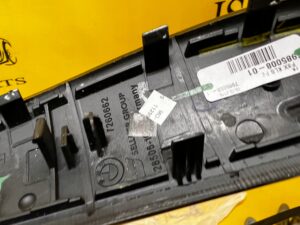 UCHWYT RĄCZKA DRZWI PRAWYCH PIANO BLACK BMW 3 F30 F34 4 F32 F36 NOWA OEM