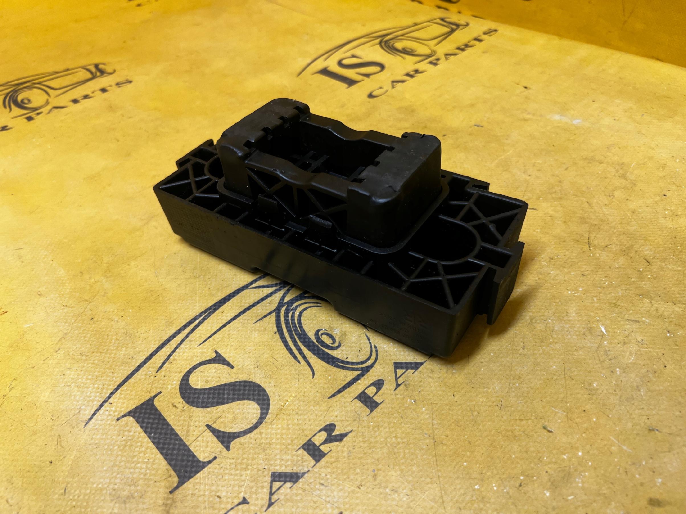 MOCOWANIE UCHWYT PROGU GUMA DO PODNOSZENIA MERCEDES GL X166