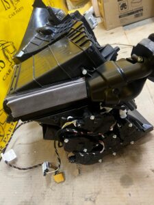 KOMPLETNA NAGRZEWNICA DMUCHAWA VW TOUAREG 7P EUROP