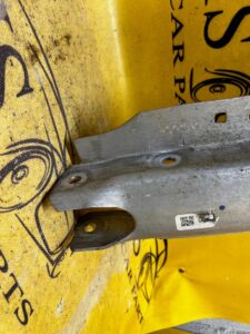 WAHACZ TYLNY TYŁ FORD ESCAPE MK4