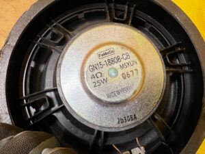 GŁOŚNIK DRZWI PRZÓD TYŁ FORD FIESTA MK8